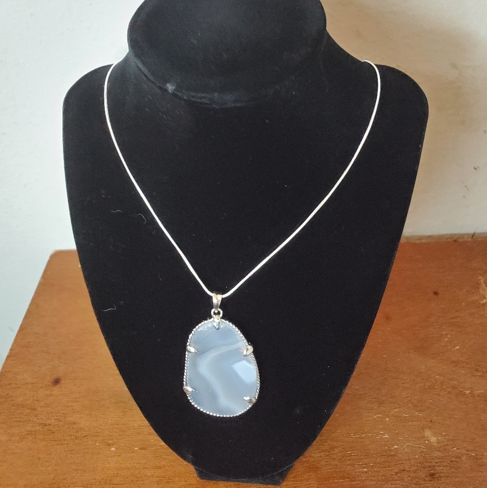 Jewelry - Picture 4 of 4